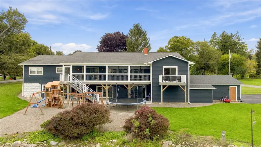 56 White Springs Ln, Geneva, NY 14456 - #2