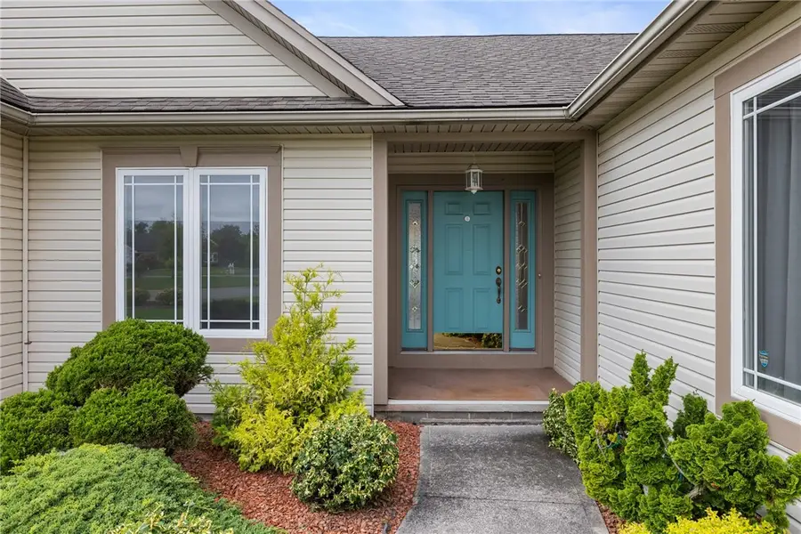 27 Lombardy Circle, Rochester, NY 14612 - #3