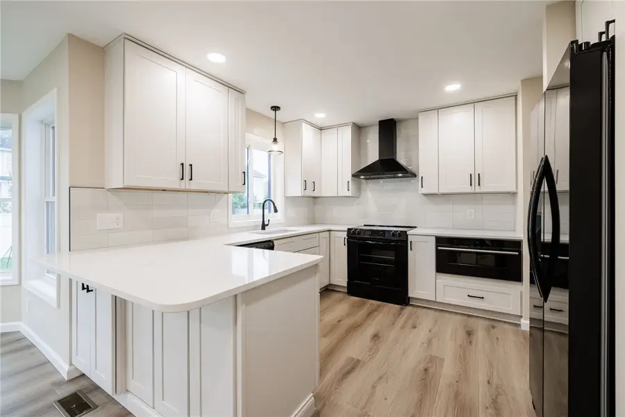 4 Roman Circle, Brockport, NY 14420 - #3
