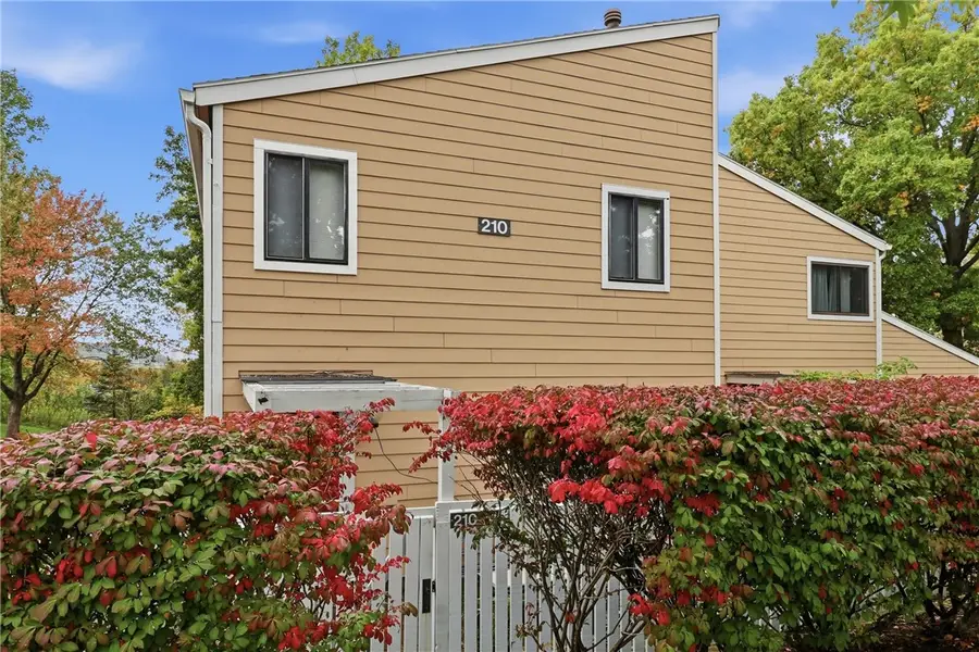 210 Wildflower Drive #4, Ithaca, NY 14850 - #2