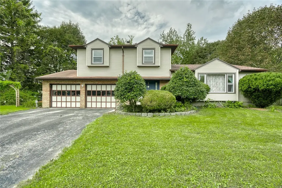 53 Twin Circle Drive, Rochester, NY 14624 - #1