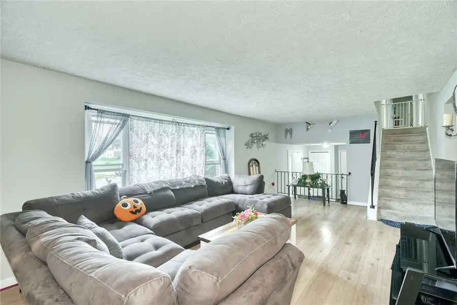 53 Twin Circle Drive, Rochester, NY 14624 - #3