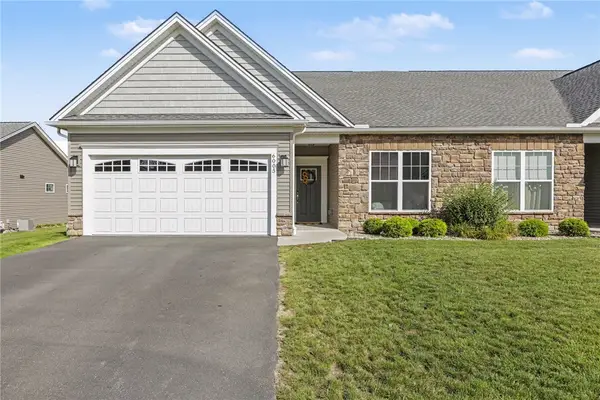 6005 Redfield Dr Drive, Farmington, NY 14425