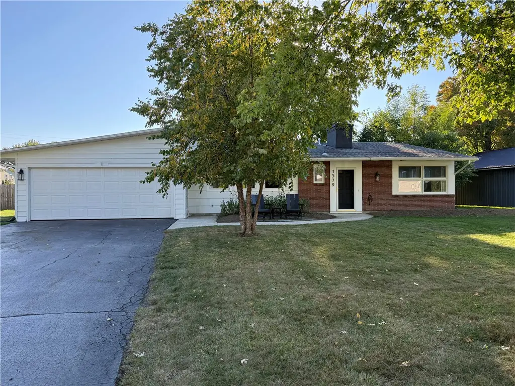 1579 Lakeview Road, Lake View, NY 14085 - #1