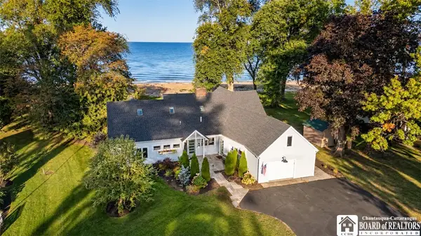 14 Beach Road, Dunkirk, NY 14048