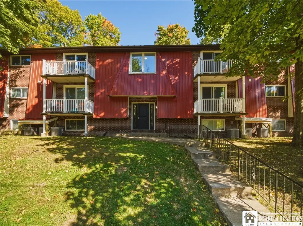 300 Lakeview Avenue, Jamestown, NY 14701 - #1