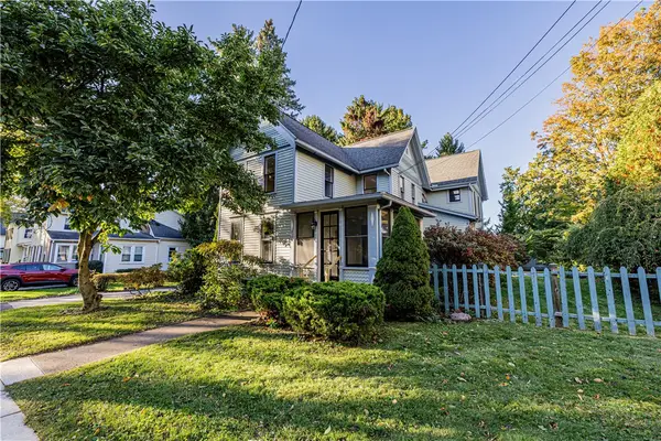 104 Roselawn Avenue, Fairport, NY 14450