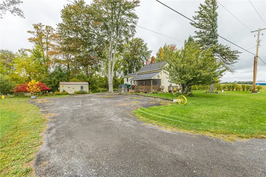 4854 Wabash Rd, Geneva, NY 14456 - #3