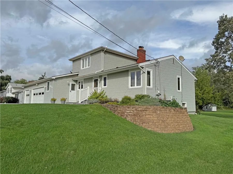 1044 N Greece Road, Rochester, NY 14626 - #2
