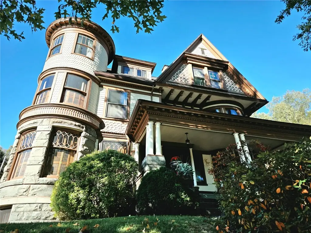 213 E East Main Street, Hancock, NY 13783 - #1