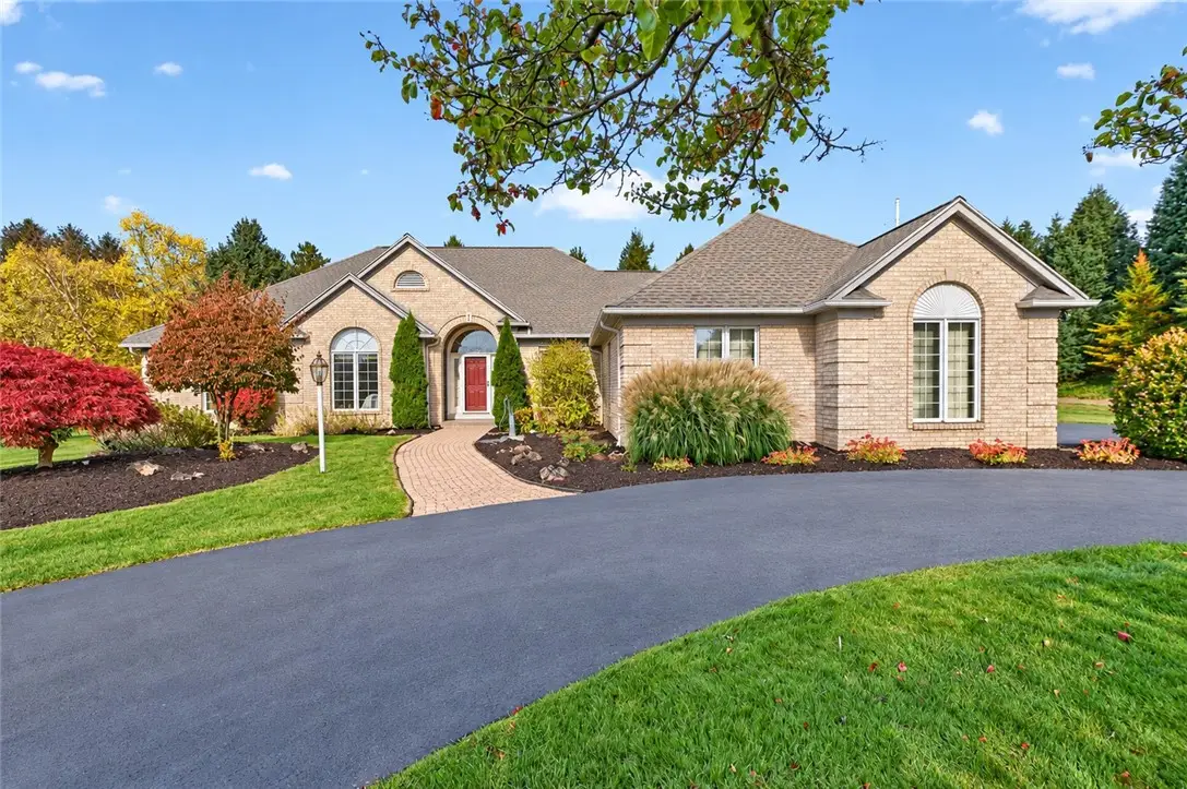 1 Ingridshire Drive, Pittsford, NY 14534 - #1