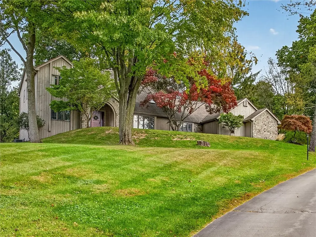 4 Pond View Drive, Pittsford, NY 14534 - #1