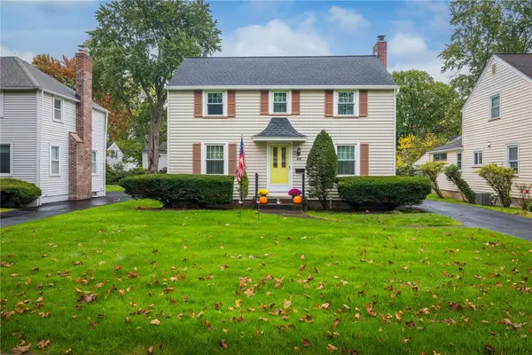 46 Hampshire Drive, Rochester, NY 14618