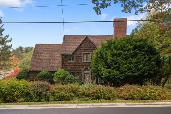 24 Park Road W, Castile, NY 14427