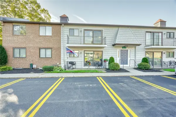 18-7 High Gate, Fairport, NY 14450