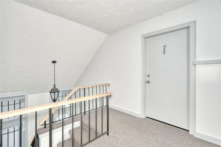 18-7 High Gate, Fairport, NY 14450 - #2