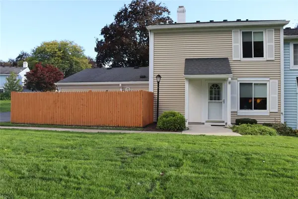 127 Greenway Boulevard, Churchville, NY 14428