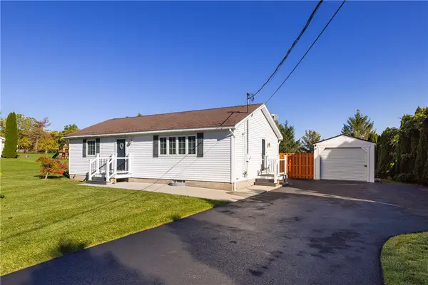 6128 N Bloomfield Road, Canandaigua, NY 14424
