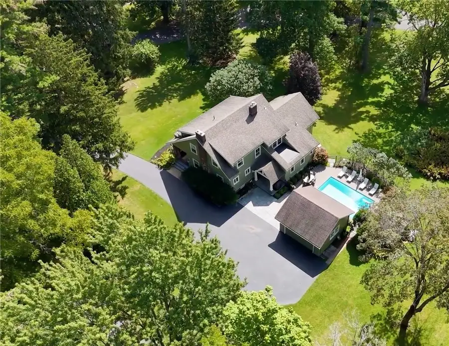 35 Long Meadow Circle, Pittsford, NY 14534 - #2