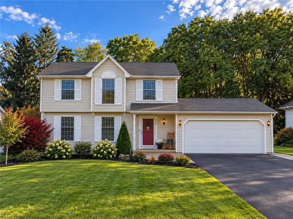 646 Hills Pond Road, Webster, NY 14580