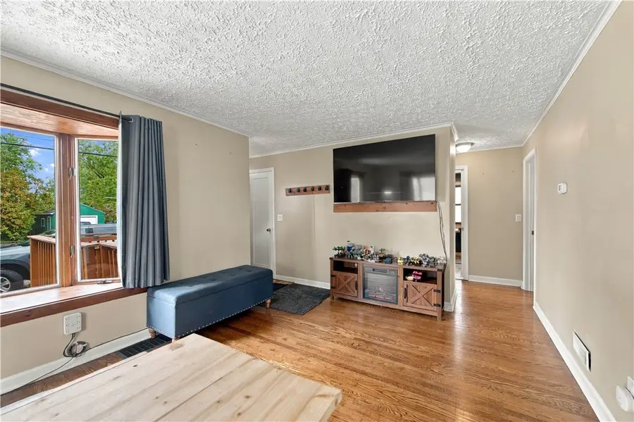 157 Lowden Point Road, Rochester, NY 14612 - #3