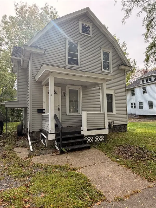 11 Earl Street, Rochester, NY 14611