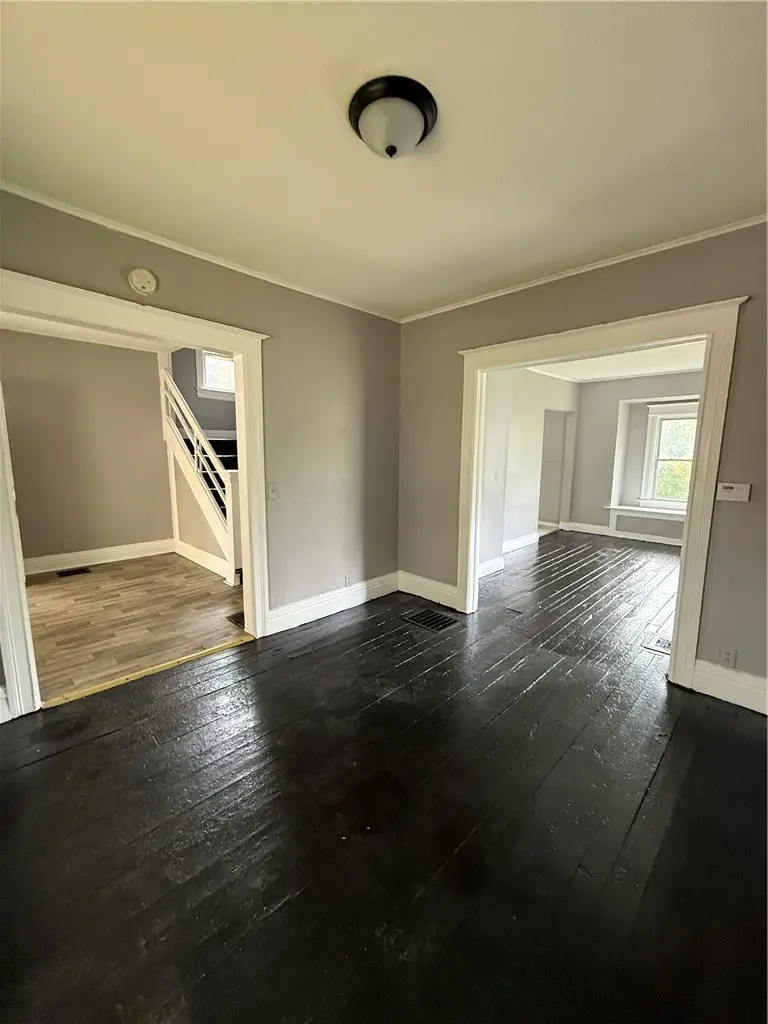 11 Earl Street, Rochester, NY 14611 - #3