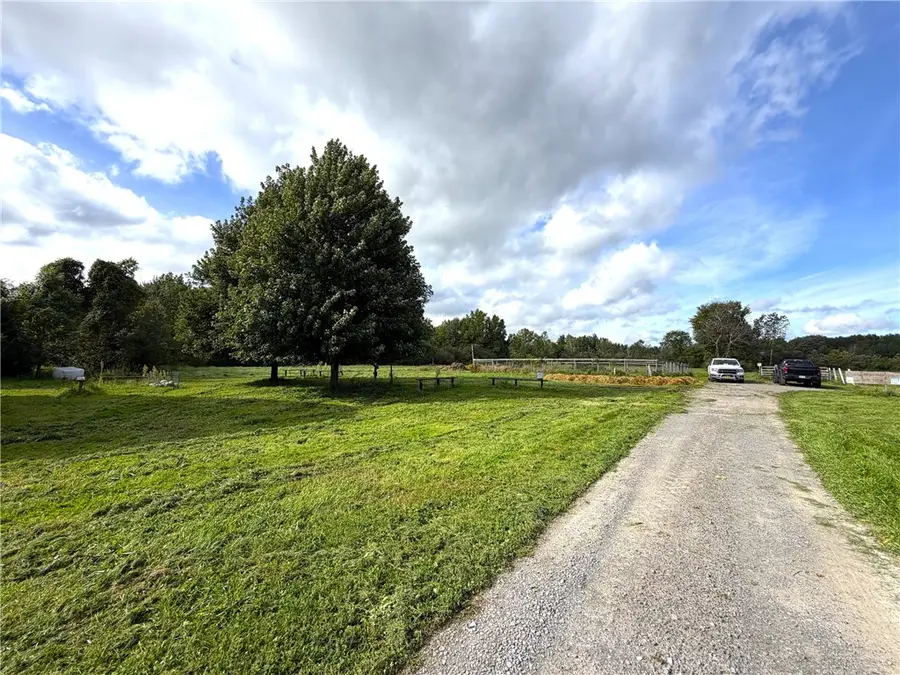 2860 Beebe Road, Newfane, NY 14108 - #3