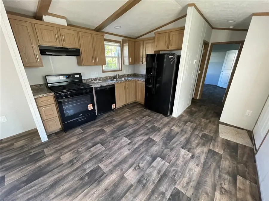21 Karen Drive, Farmington, NY 14425 - #2