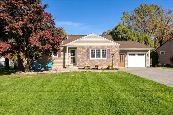 566 Latta Rd, Rochester, NY 14612