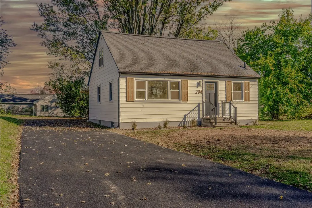204 Norwood Avenue, Rochester, NY 14606 - #1