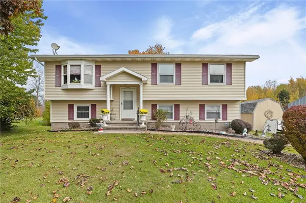 6878 Tuckahoe Road, Williamson, NY 14589