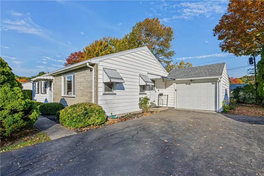 100 Scholfield Road W, Rochester, NY 14617 - #2