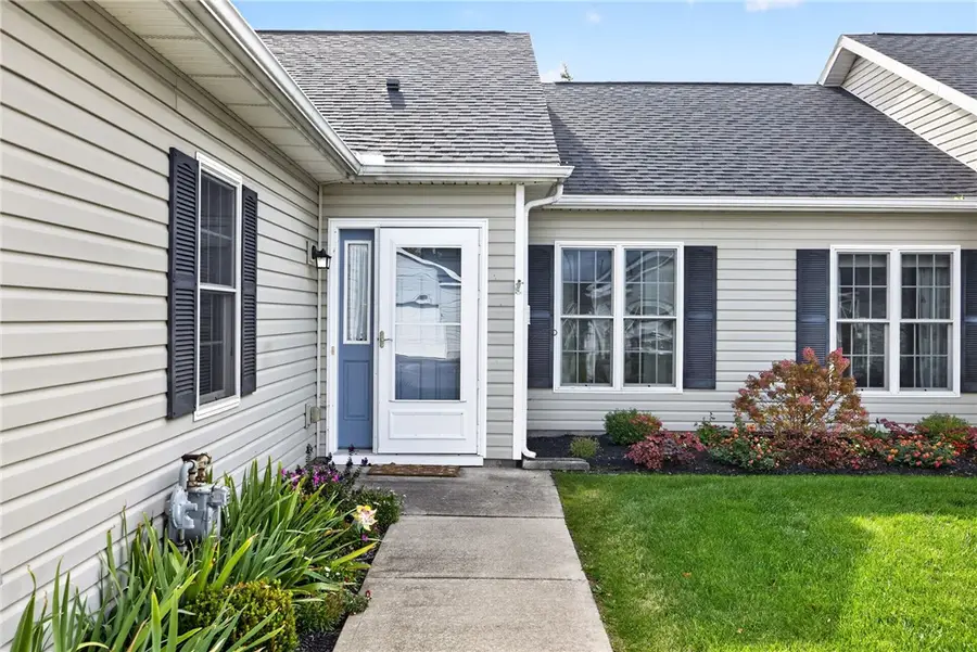 413 Hawley Drive, Canandaigua, NY 14424 - #2