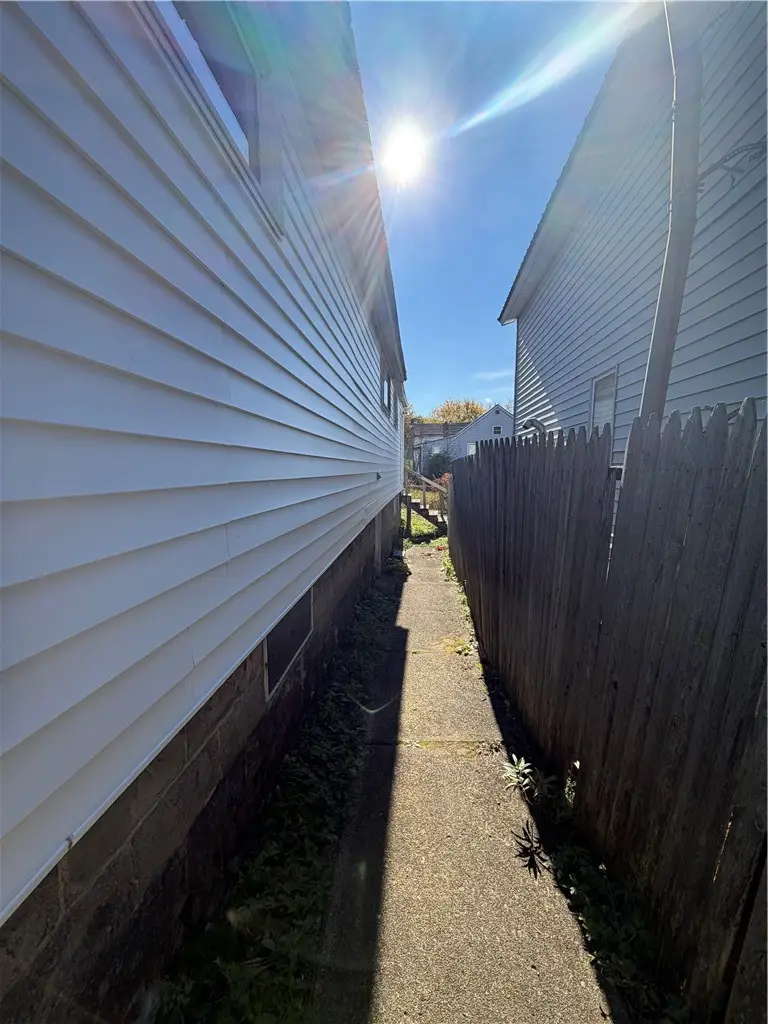 31 Avenue B Street, Bradford, PA 16701 - #3