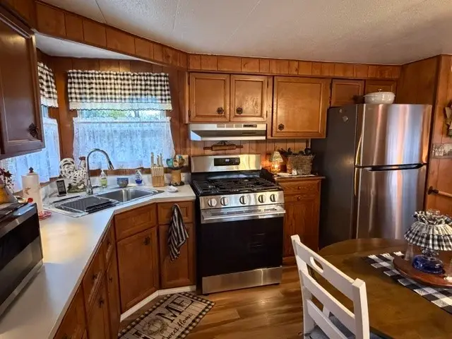 1622 Hennessey Rd, Ontario, NY 14519 - #2