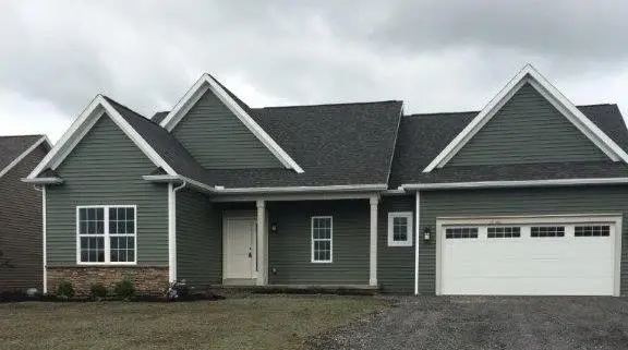 7631 Fairway Drive, Sodus, NY 14551