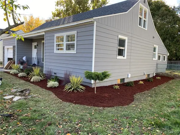 230 Orchard Drive W, North Syracuse, NY 13212