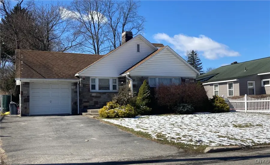 902 James Street, Utica, NY 13501 - Image #2