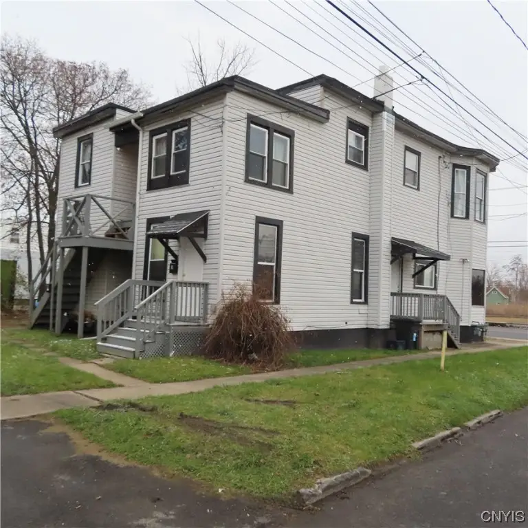 301 E Manlius Street, East Syracuse, NY 13057 - Image #1