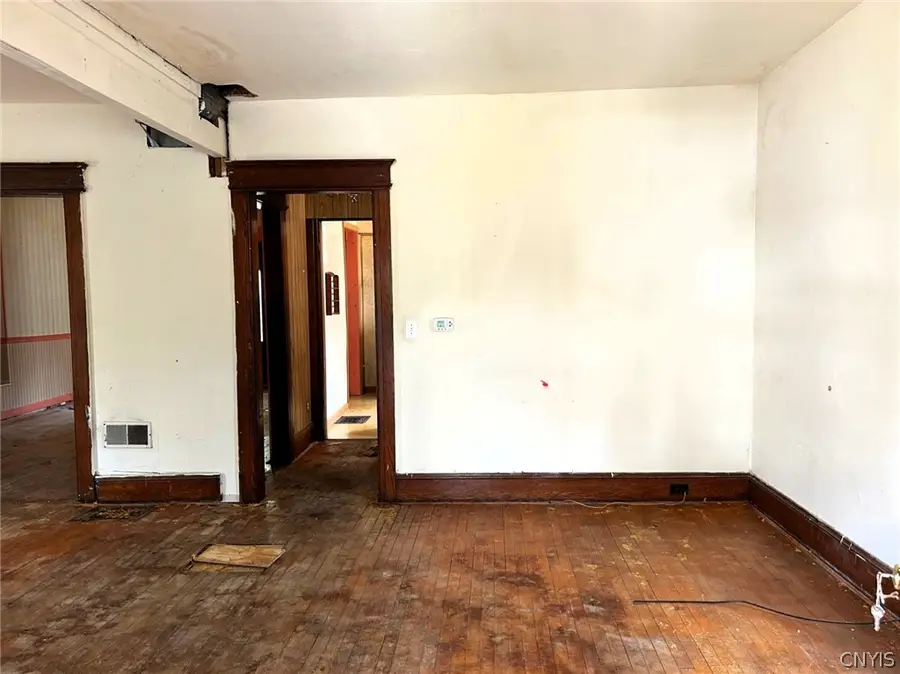 112 E Matson Avenue, Syracuse, NY 13205 - Image #2