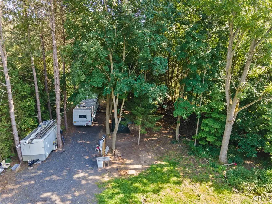 7671 Seneca Beach Drive, Baldwinsville, NY 13027 - Image #3