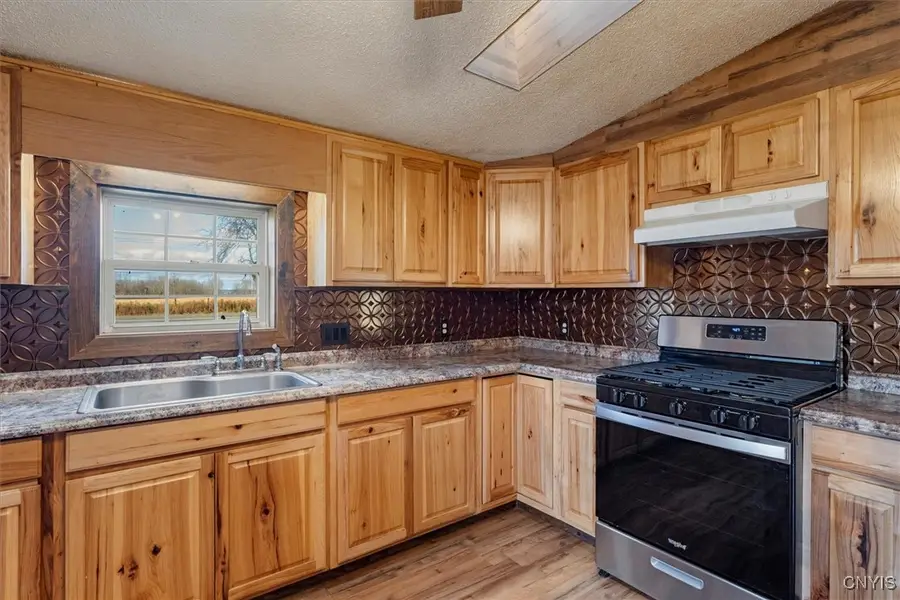 2408 Lake Rd, Chittenango, NY 13037 - Image #3