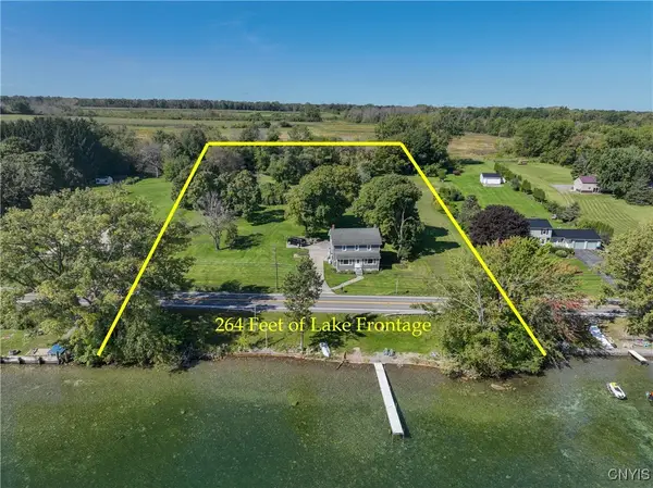 5017 W Lake Road, Auburn, NY 13021