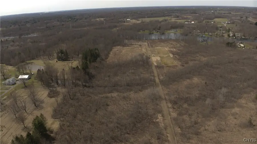 10105 Black Creek Road, Clay, NY 13039 - Image #2