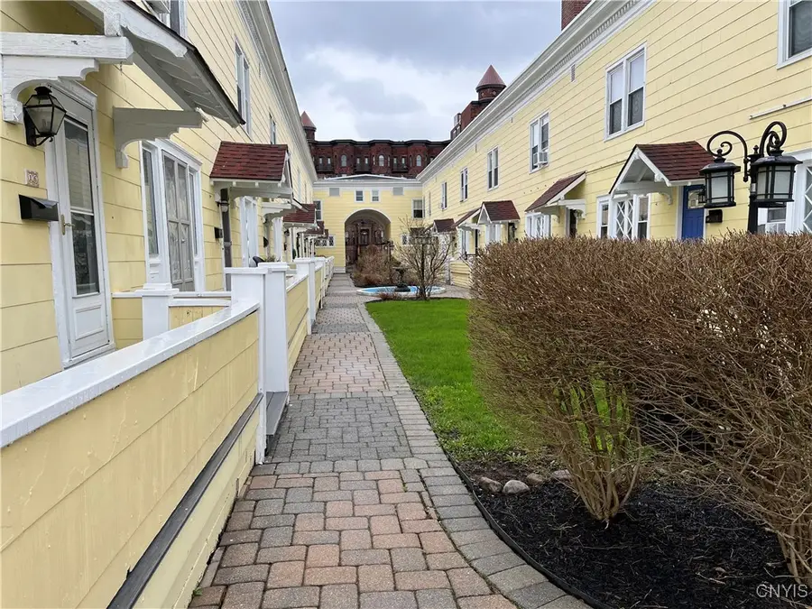 19 Genesee Court #19, Utica, NY 13502 - Image #3