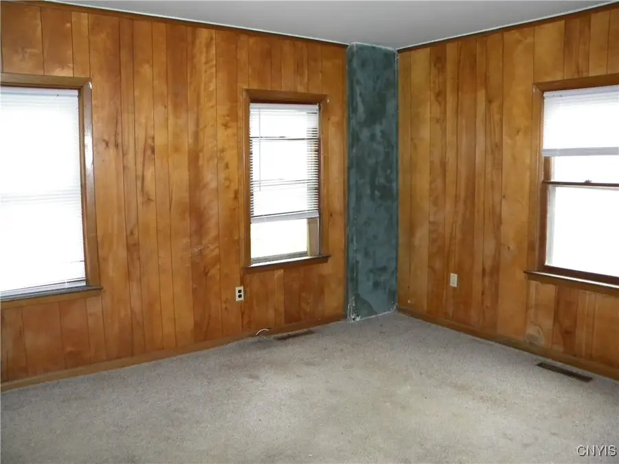 37 W Oneida Street, Baldwinsville, NY 13027 - Image #3