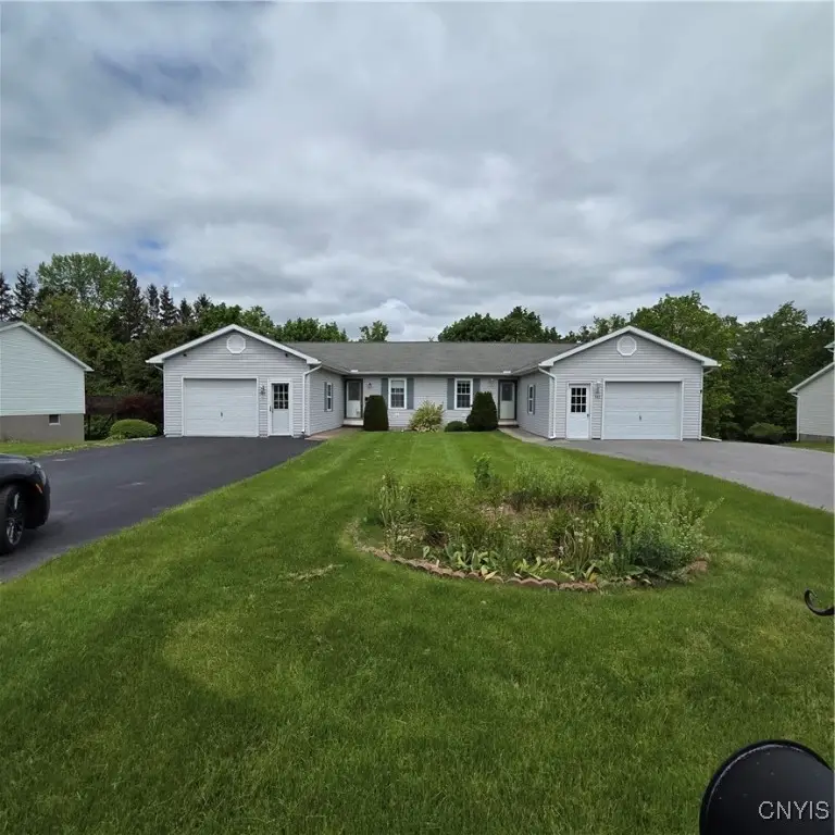144 Hagan Circle, Oneida, NY 13421 - Image #2