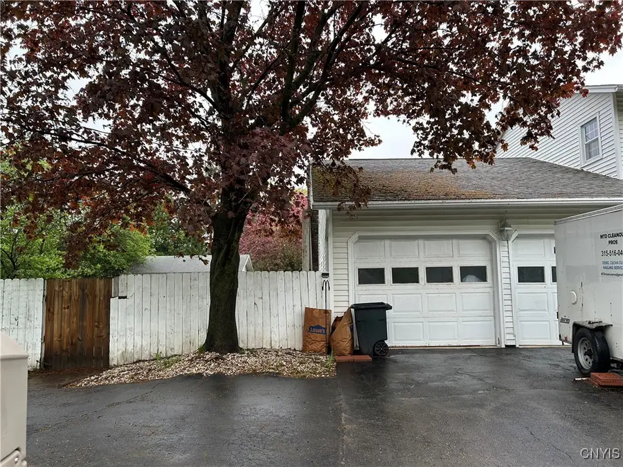5131 Bear Road, Syracuse, NY 13212 - Image #3