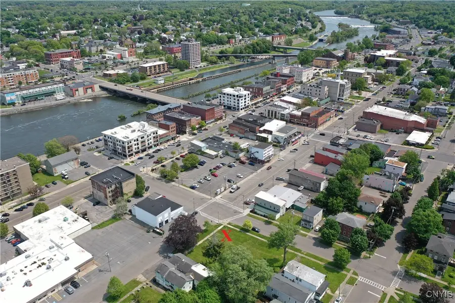 33,37 W Cayuga Street, Oswego, NY 13126 - Image #3